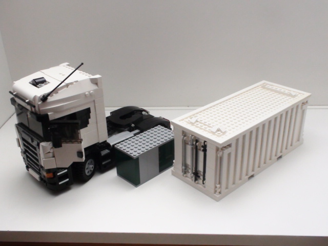 container_compare_1.jpg