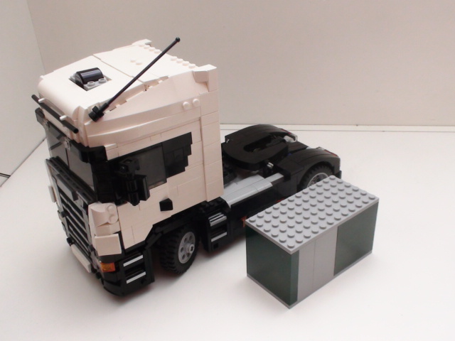 container_compare_2.jpg
