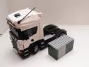 container_compare_2.jpg