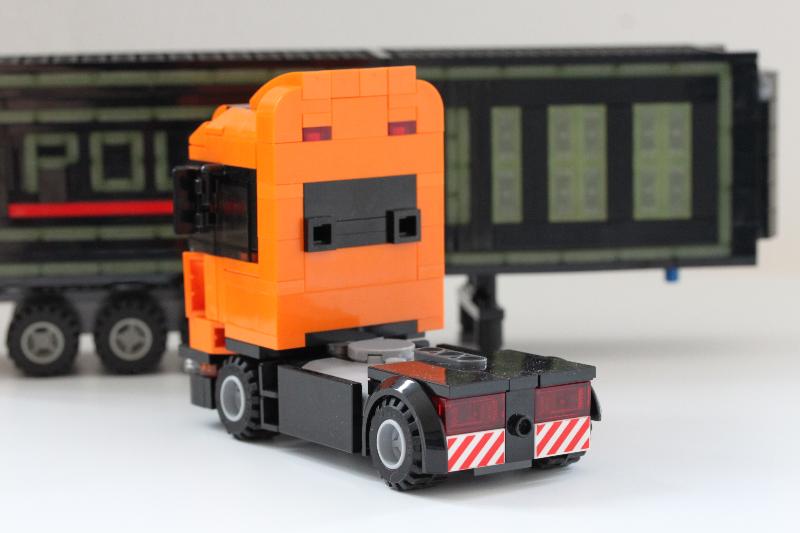 scania_highline_7_resized.jpg