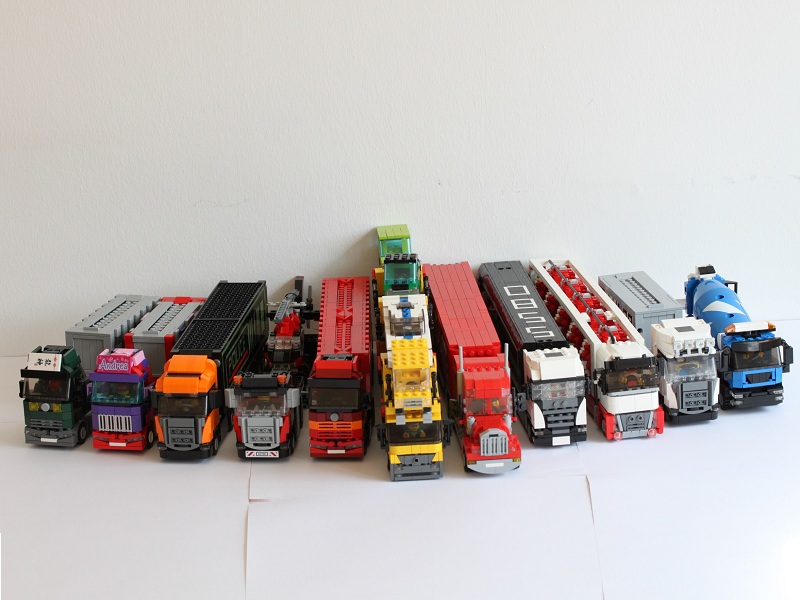 minis0.jpg