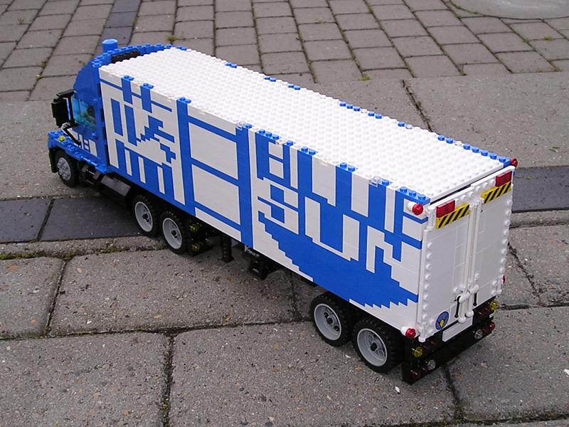 1rear.jpg