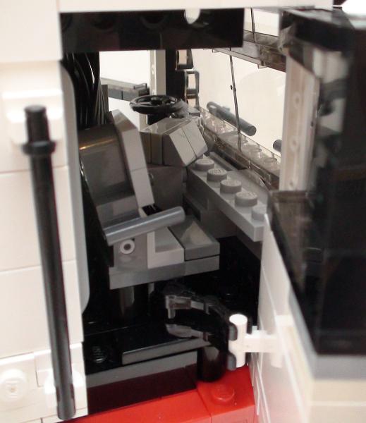 2interior.jpg