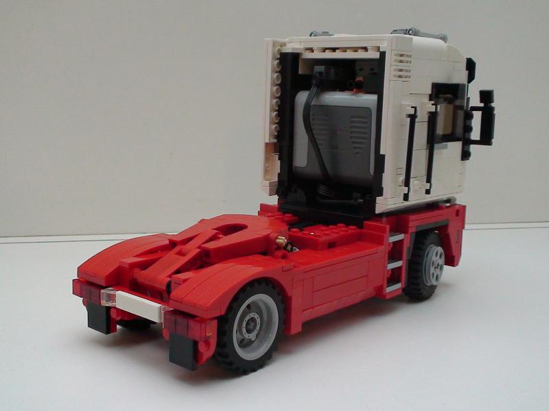 2rear.jpg