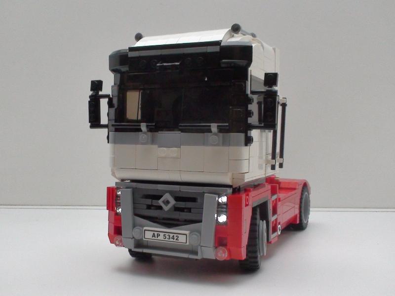 3_truck2_resized.jpg