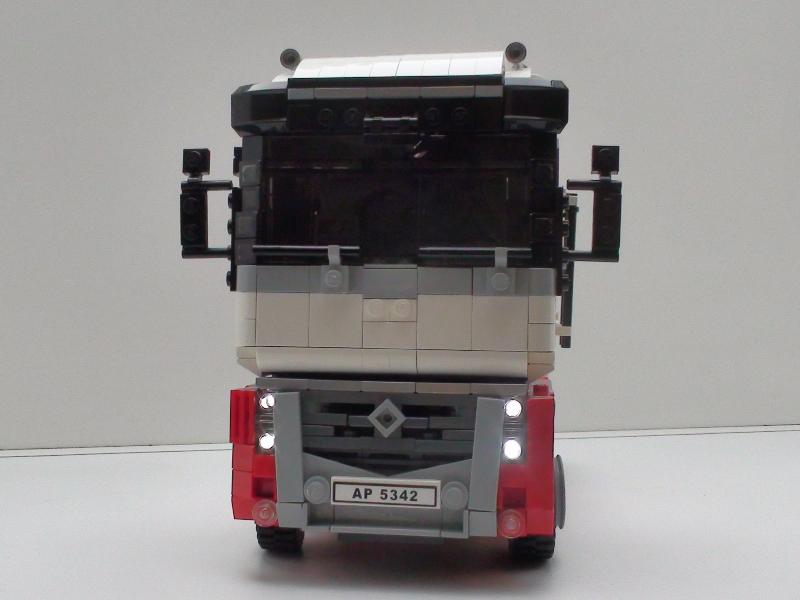 3_truck3_resized.jpg