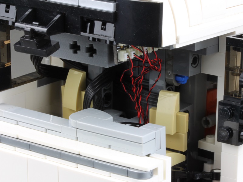 4_wires.jpg