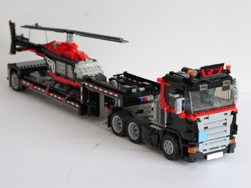 11_modern_model_team.jpg