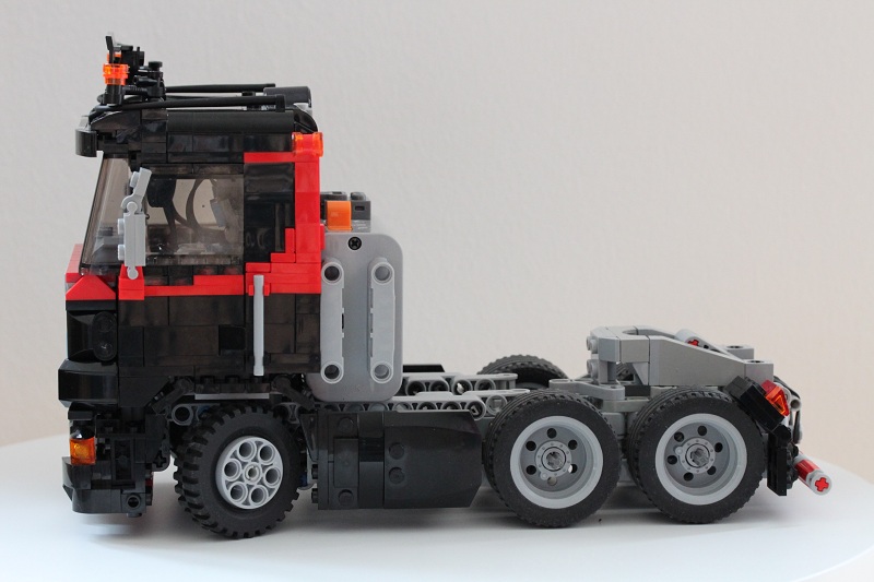 2scania3.jpg