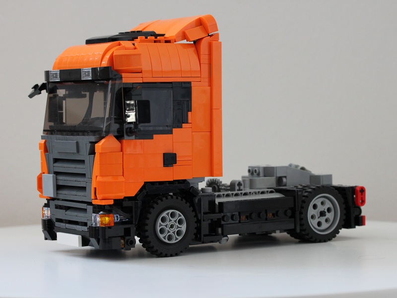 2scania_highline3_side.jpg
