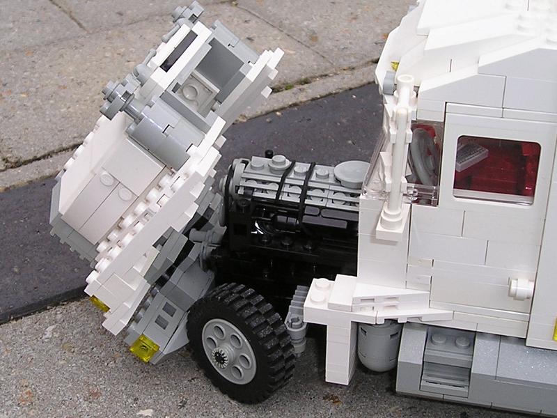 2engine.jpg