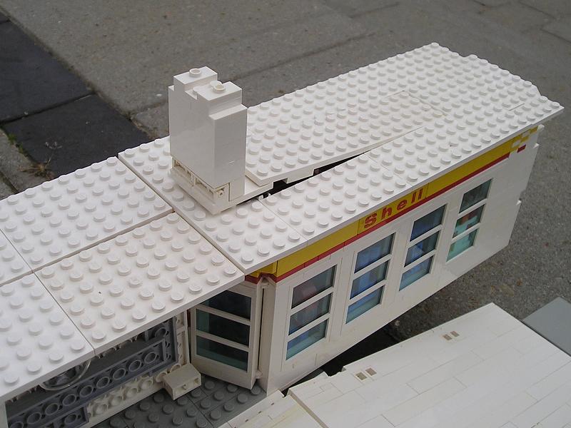 311shop_roof.jpg