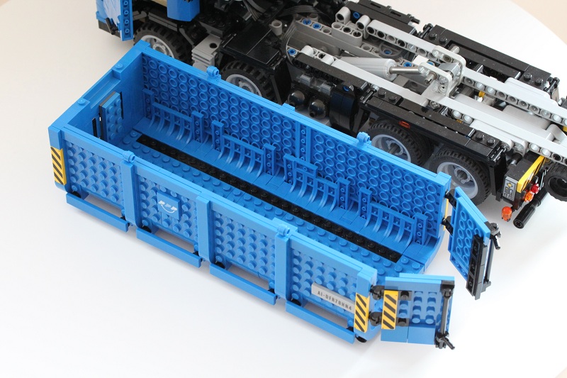 2version1_container1.jpg