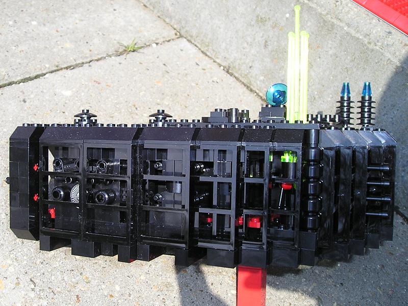 l_greeble4.jpg
