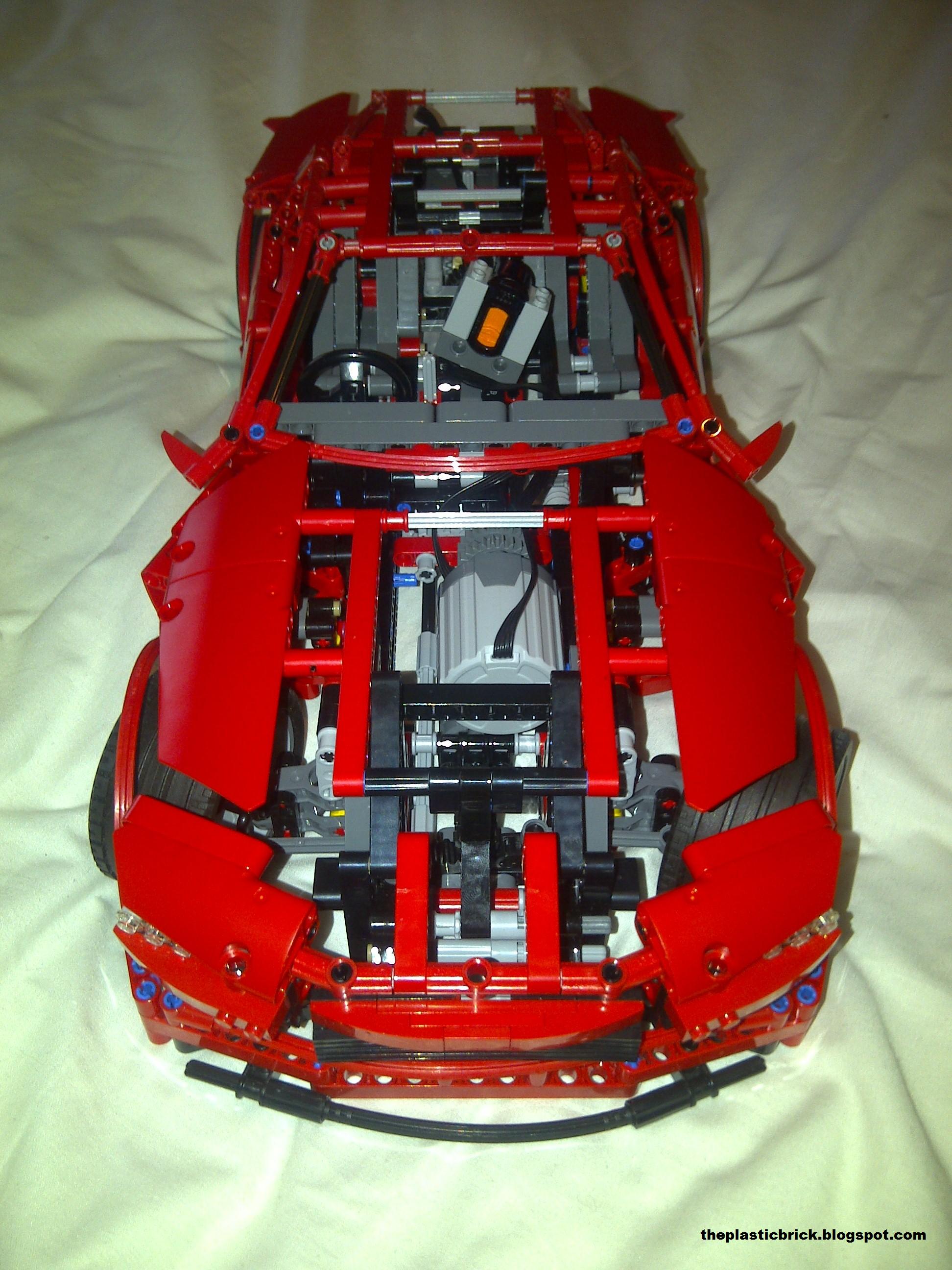 lego_supercar_8070_1.jpg