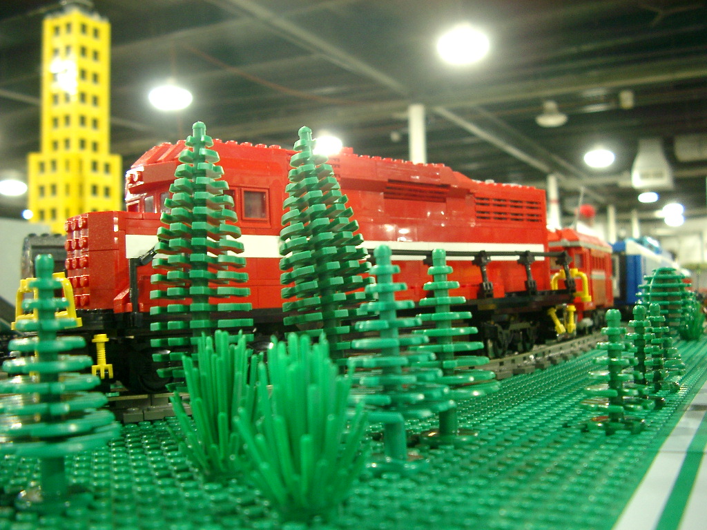 train-red.jpg