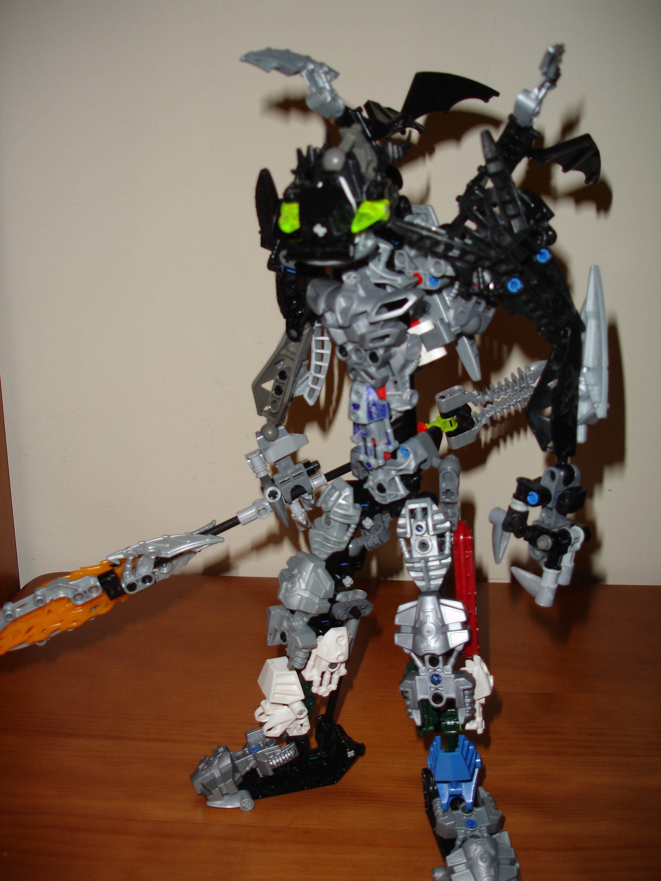 makuta_calix.jpg
