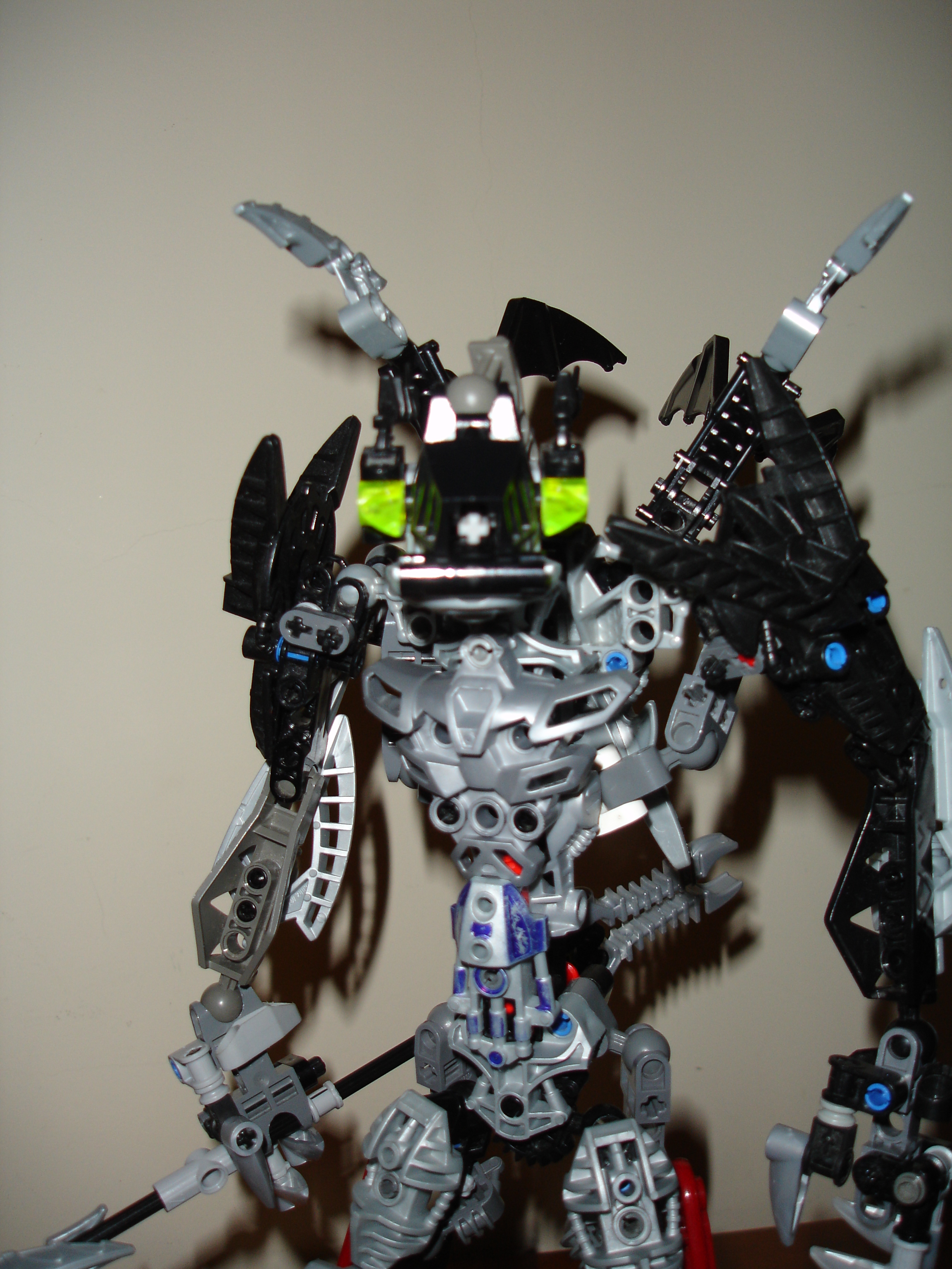 makuta_calix_2.jpg