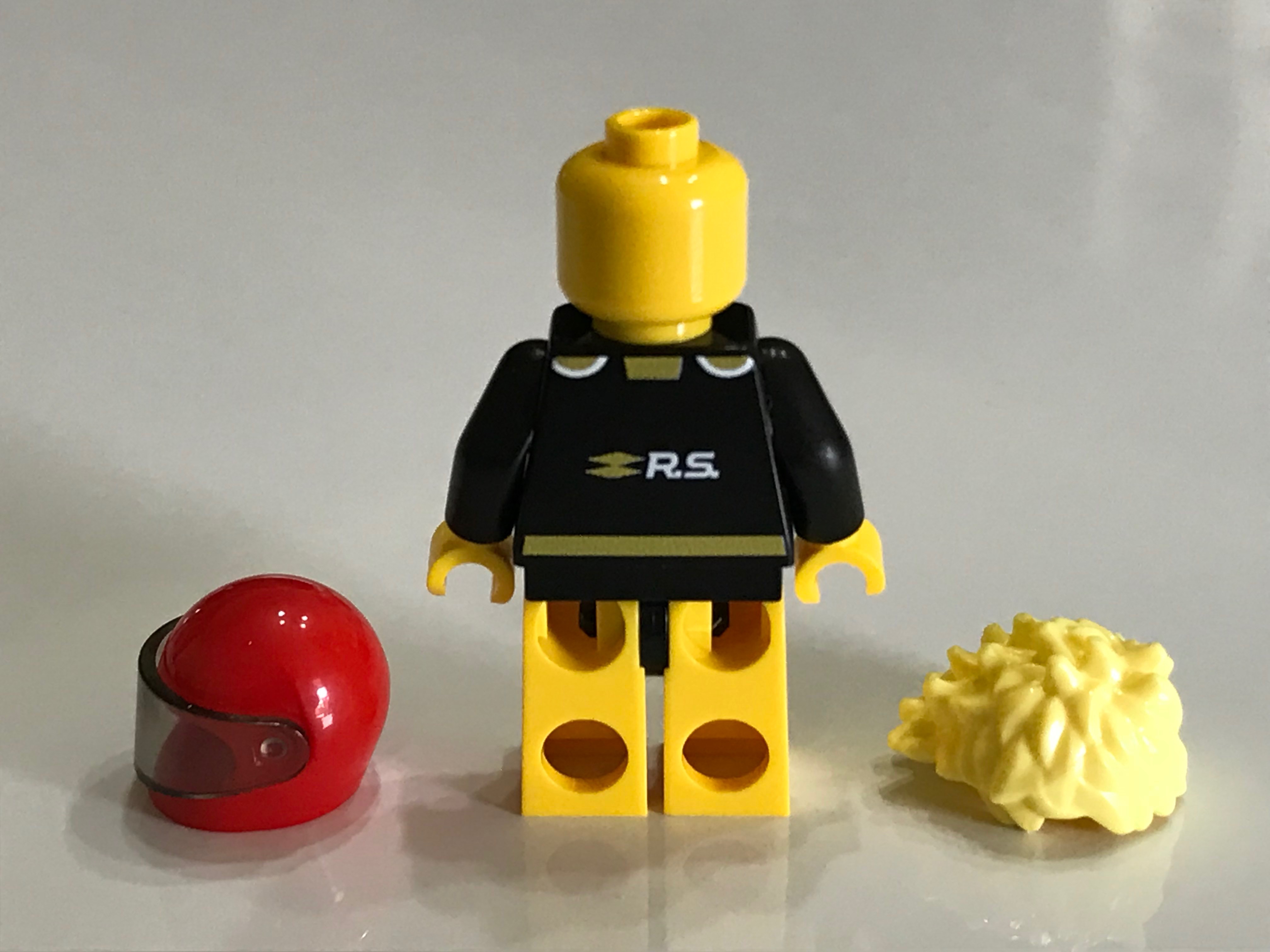 rs17minifig_06.jpeg