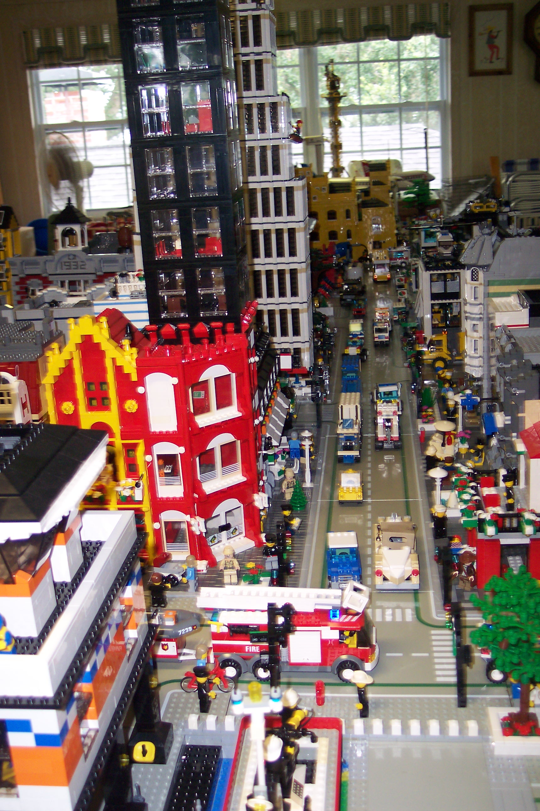 054_street.jpg