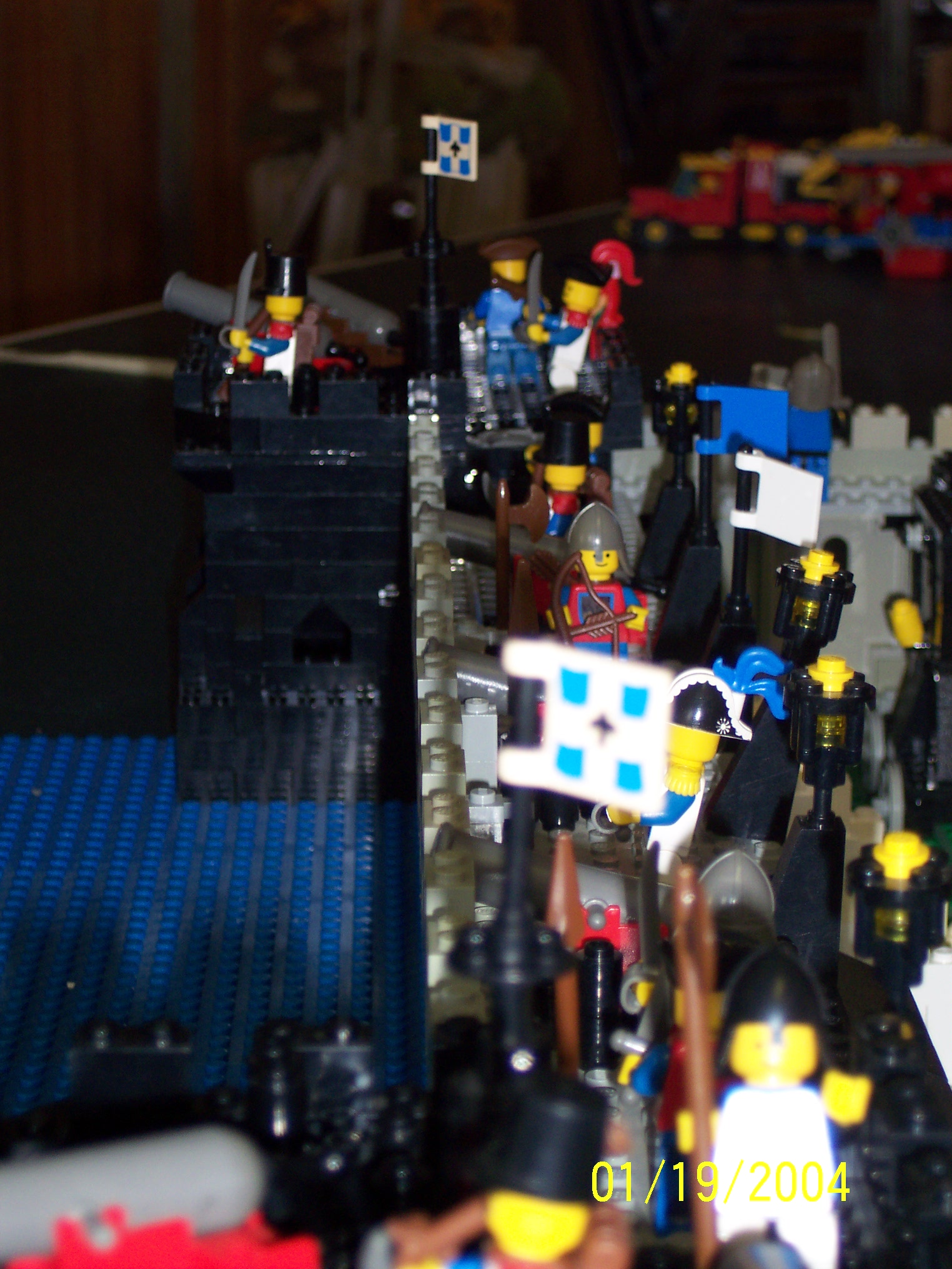 lego_castle_side_close-up.jpg