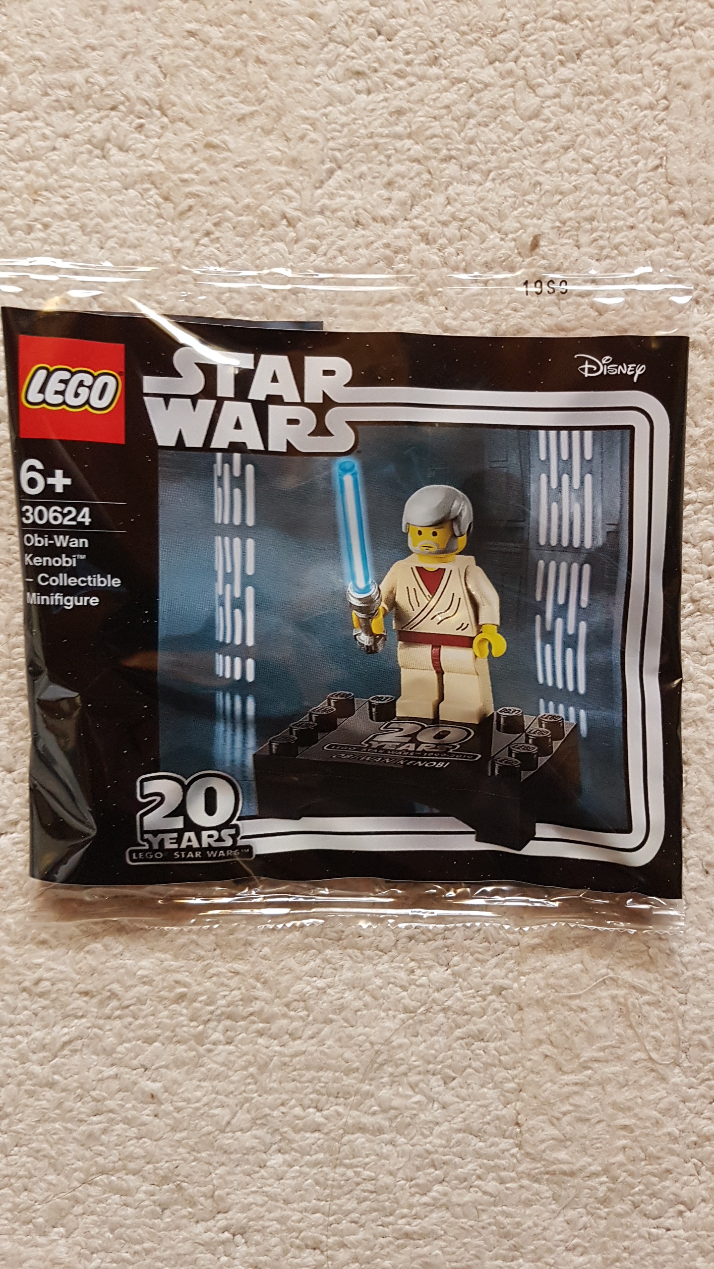 30624_obi-wan_kenobi_-_collectible_minifigure.jpg