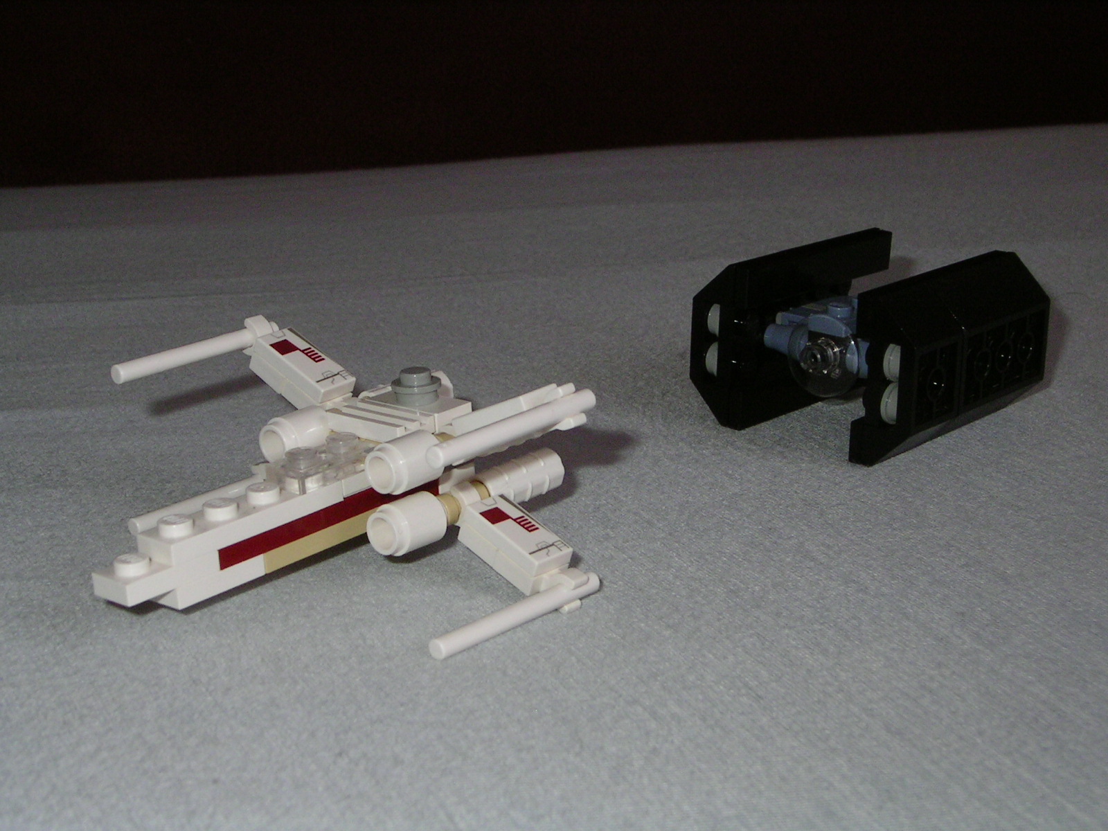 4484_mini_x-wing_fighter_and_tie_advanced.jpg
