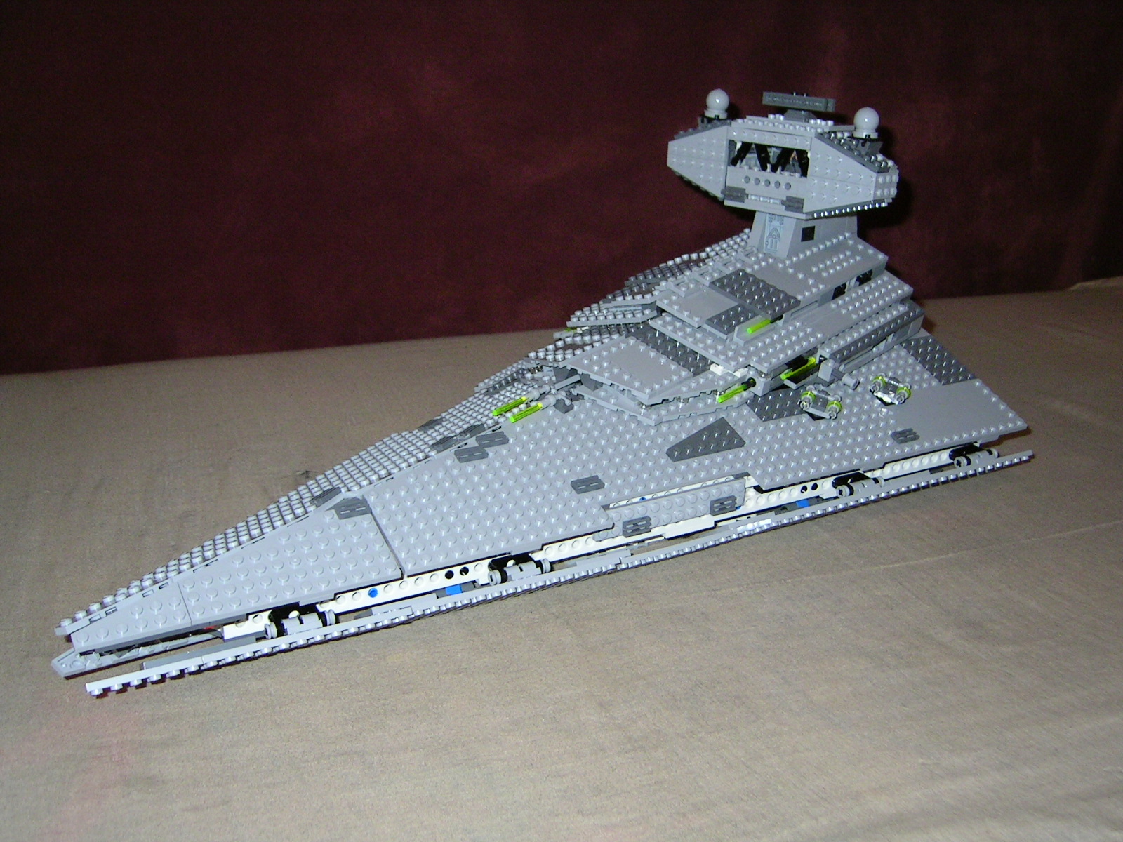 6211_imperial_star_destroyer_0.jpg