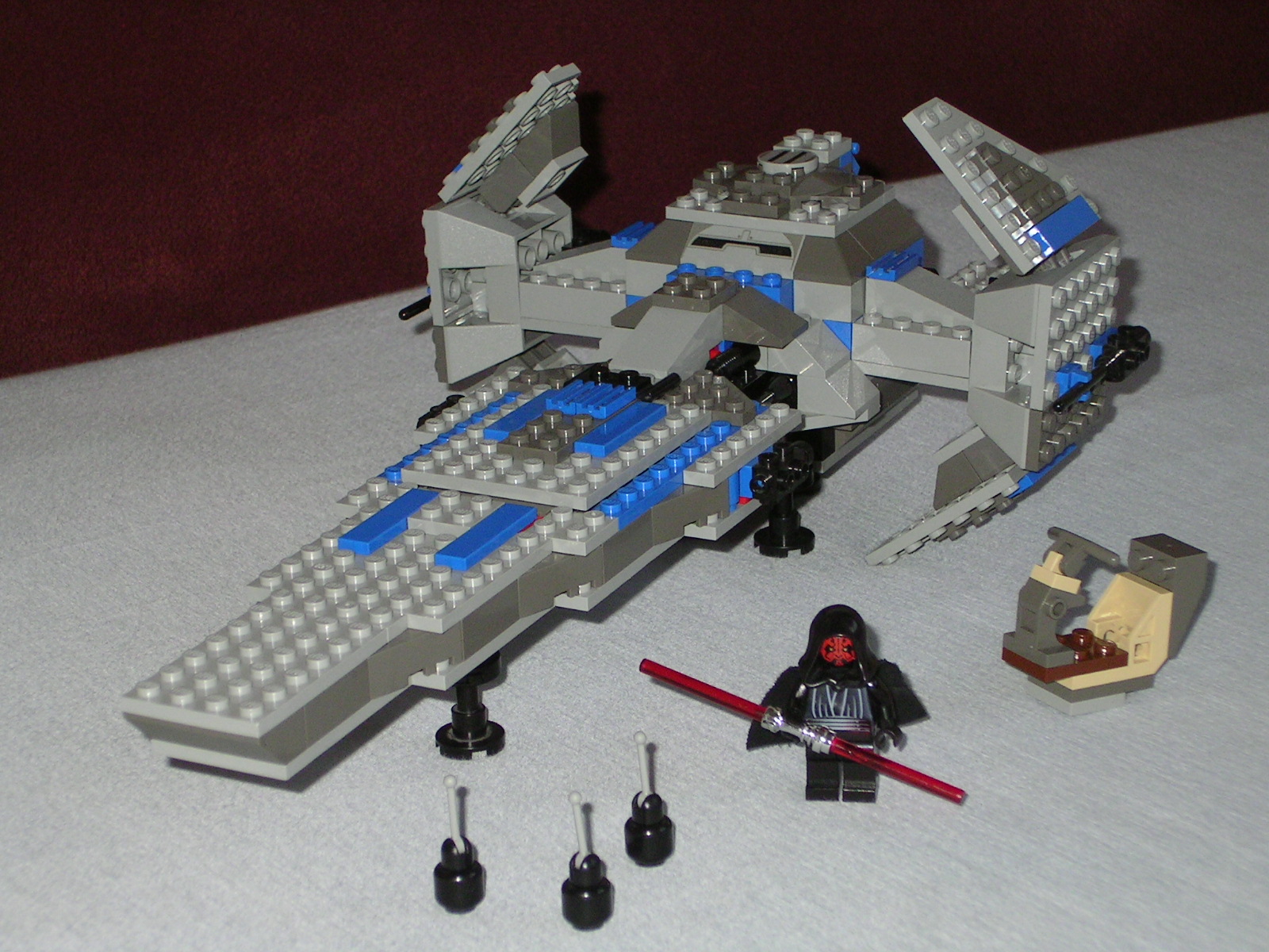 7151_sith_infiltrator.jpg