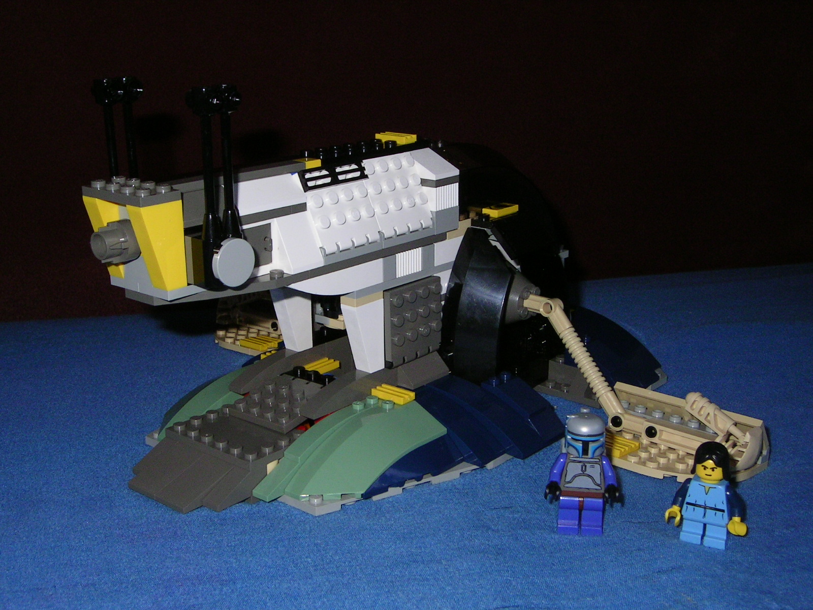 7153_jango_fetts_slave_i.jpg