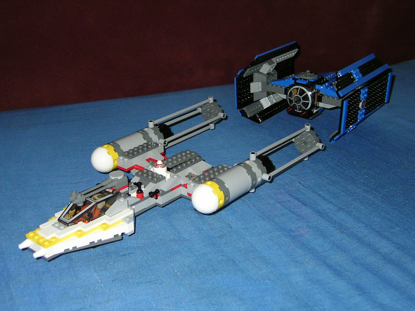 7262_tie_fighter_and_y-wing.jpg