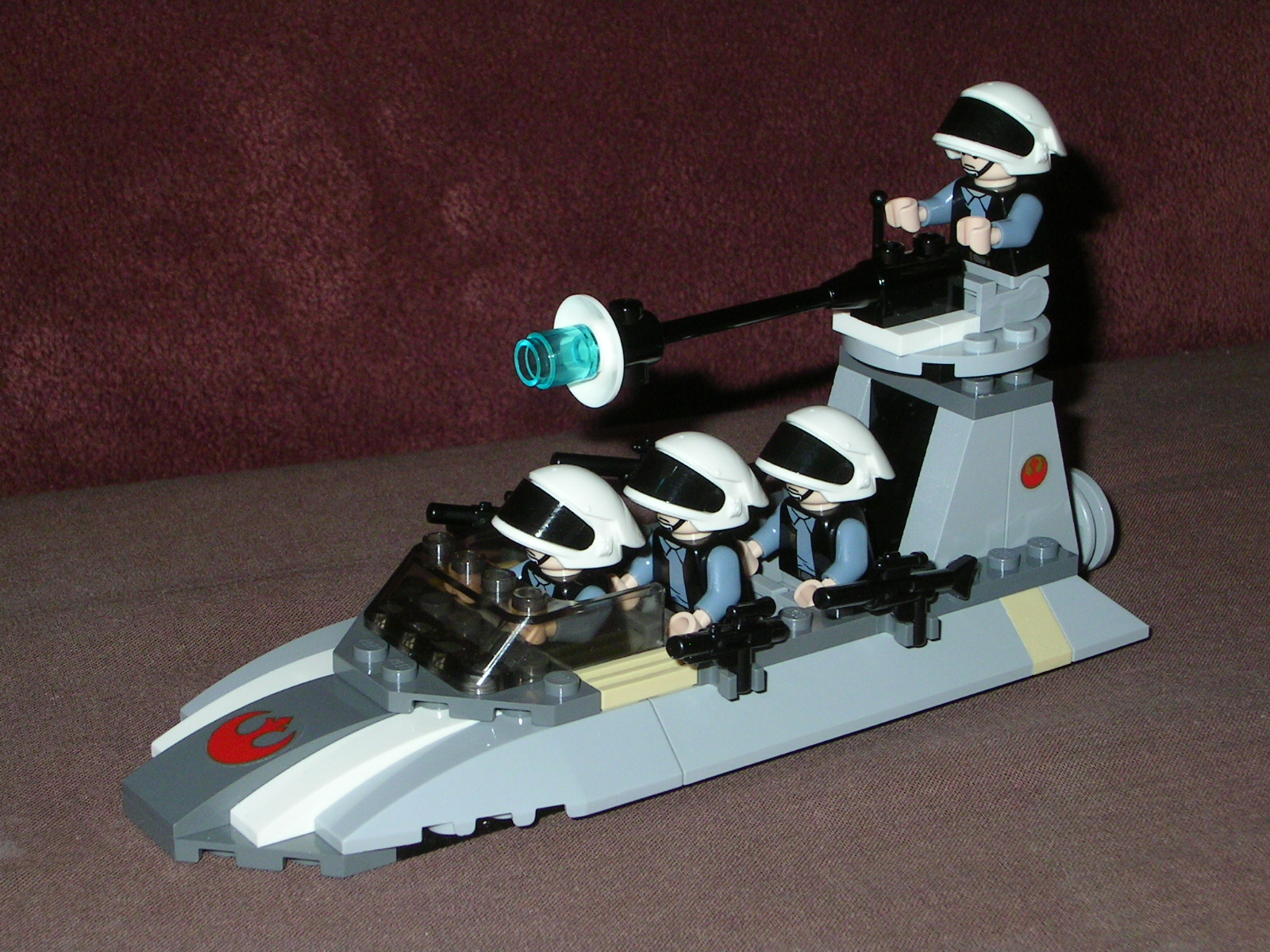 7668_rebel_scout_speeder.jpg