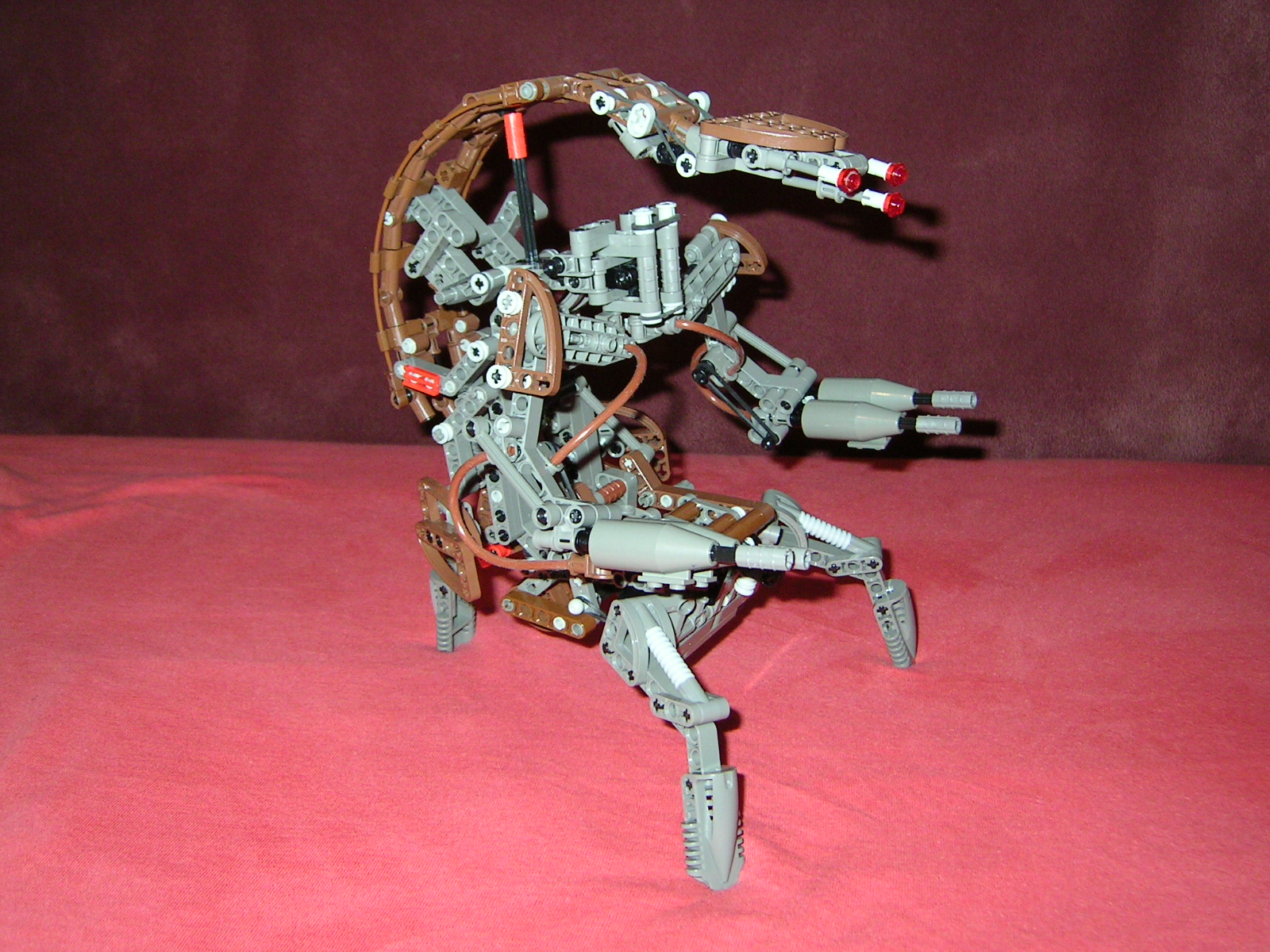 8002_destroyer_droid.jpg