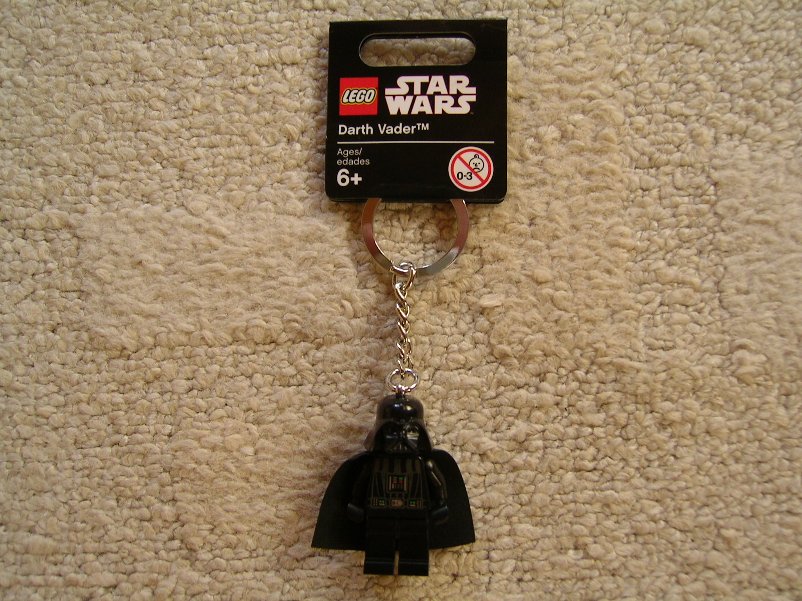 850353b_darth_vader_key_chain_death_star.jpg