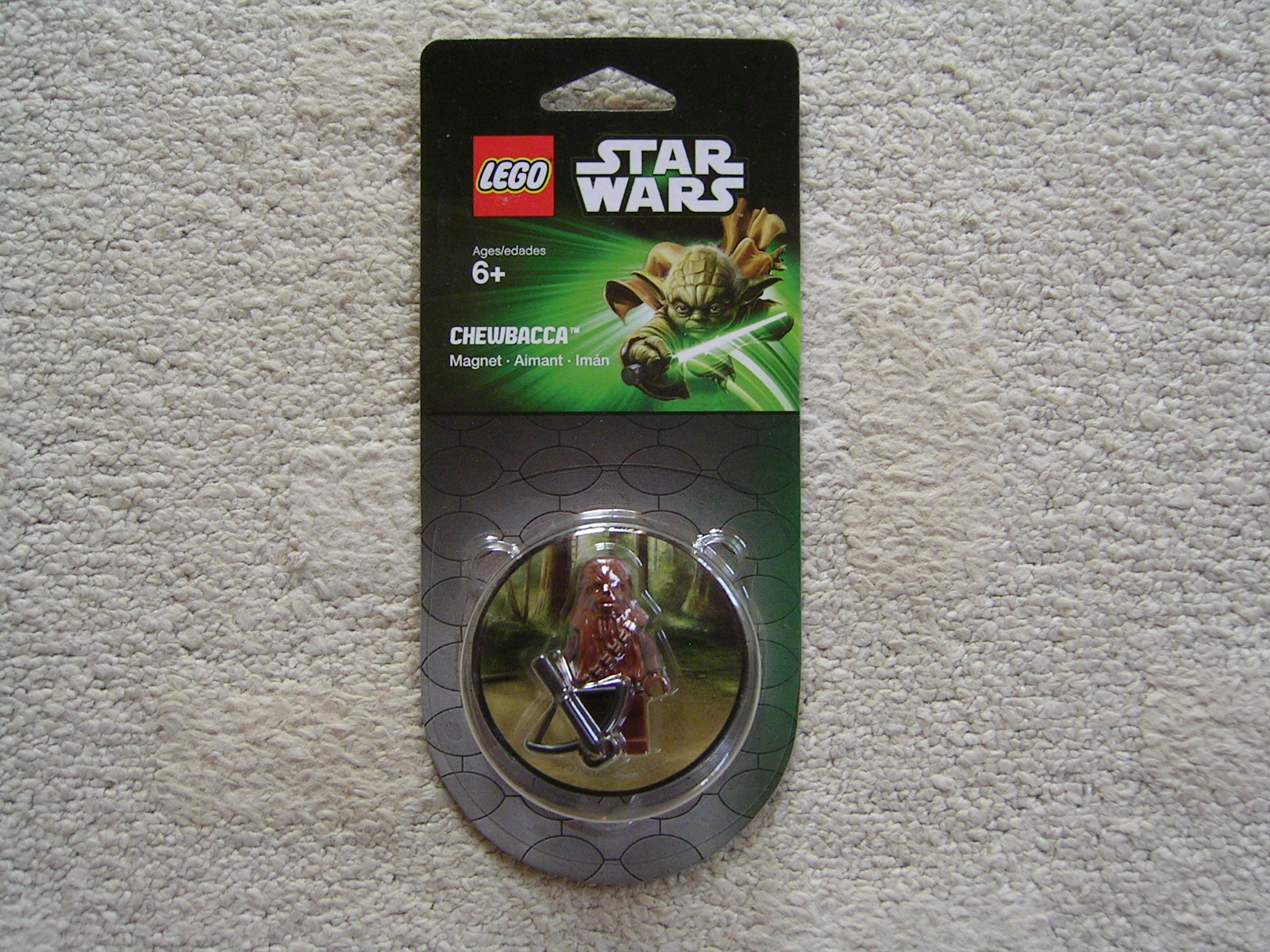 850639_magnet_scene_-_chewbacca.jpg