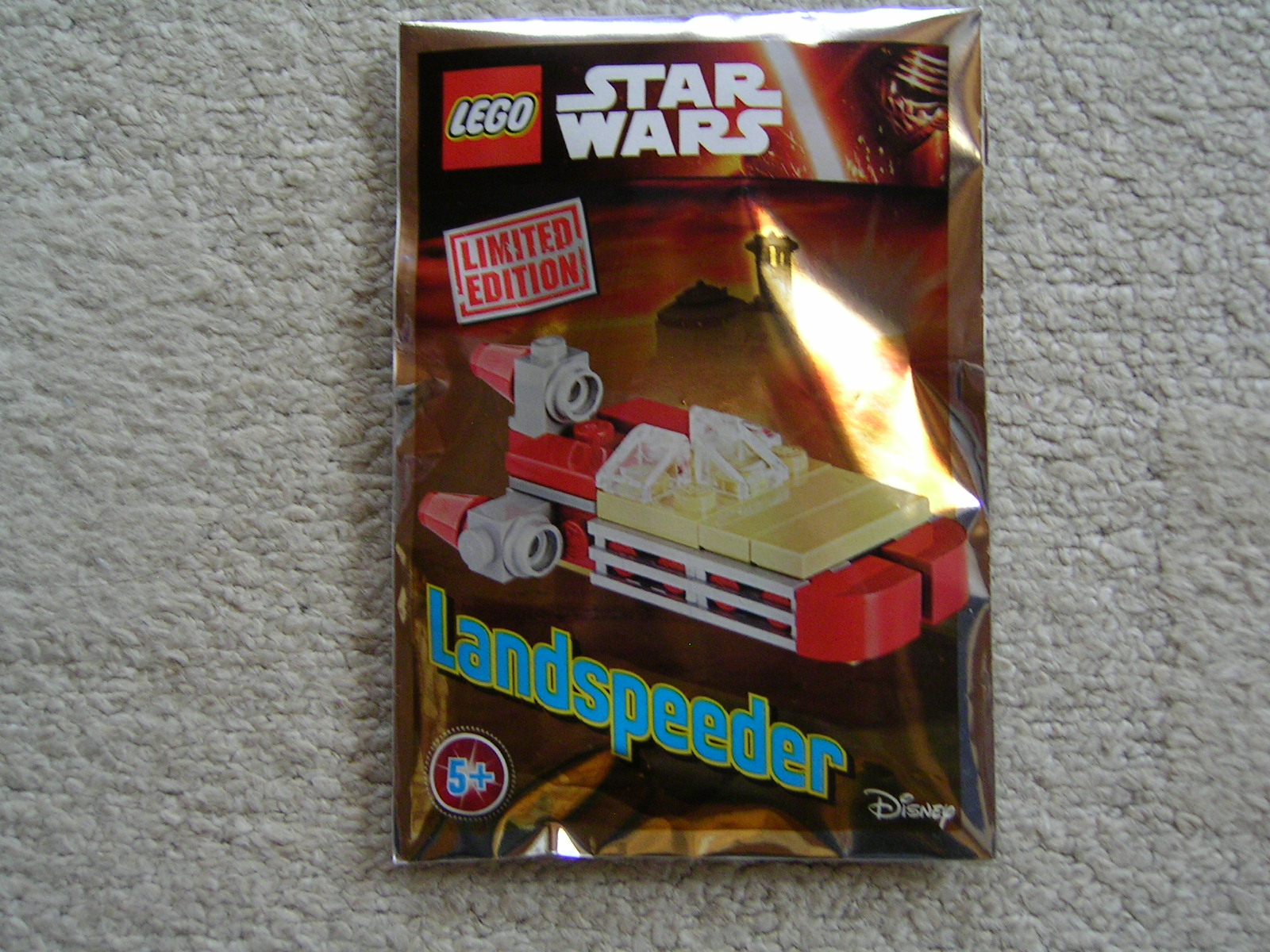 911608_landspeeder_foil_pack.jpg