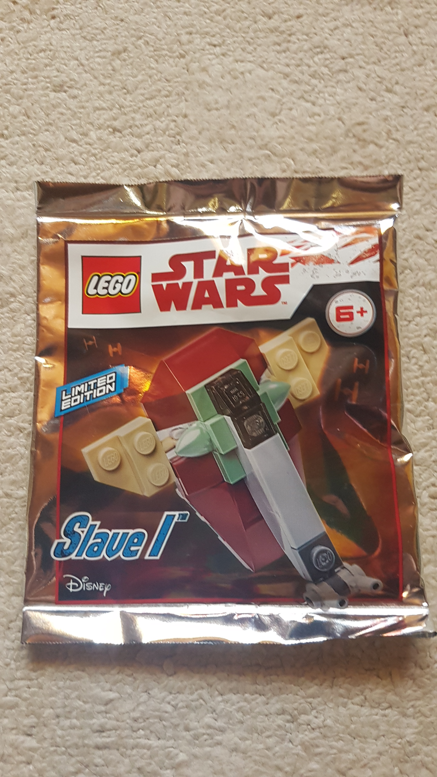 911945_boba_fetts_slave_i_foil_pack.jpg