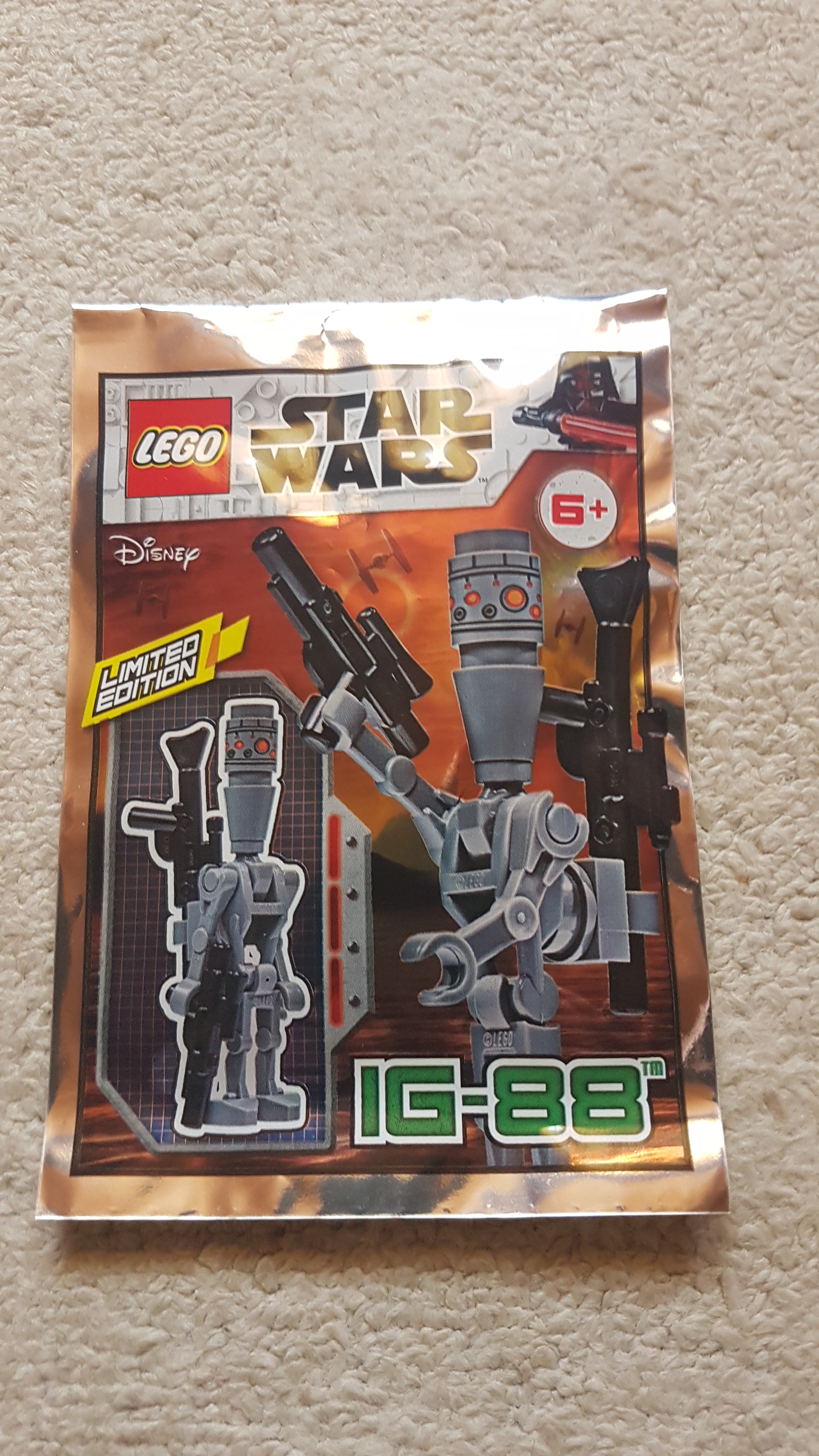 911947_ig-88_foil_pack.jpg