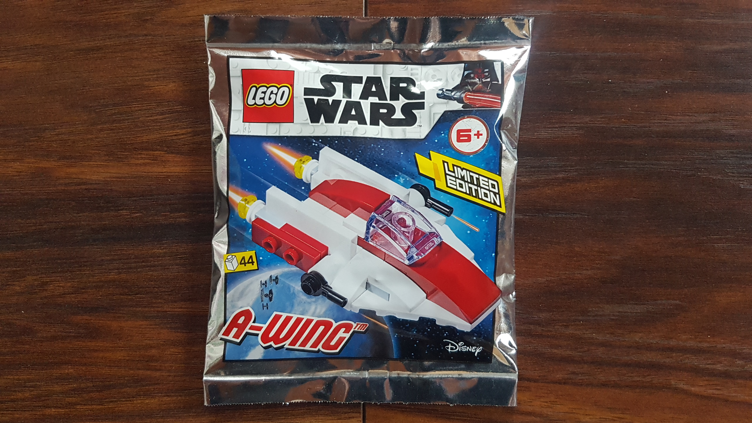 912060_a_wing_foil_pack.jpg
