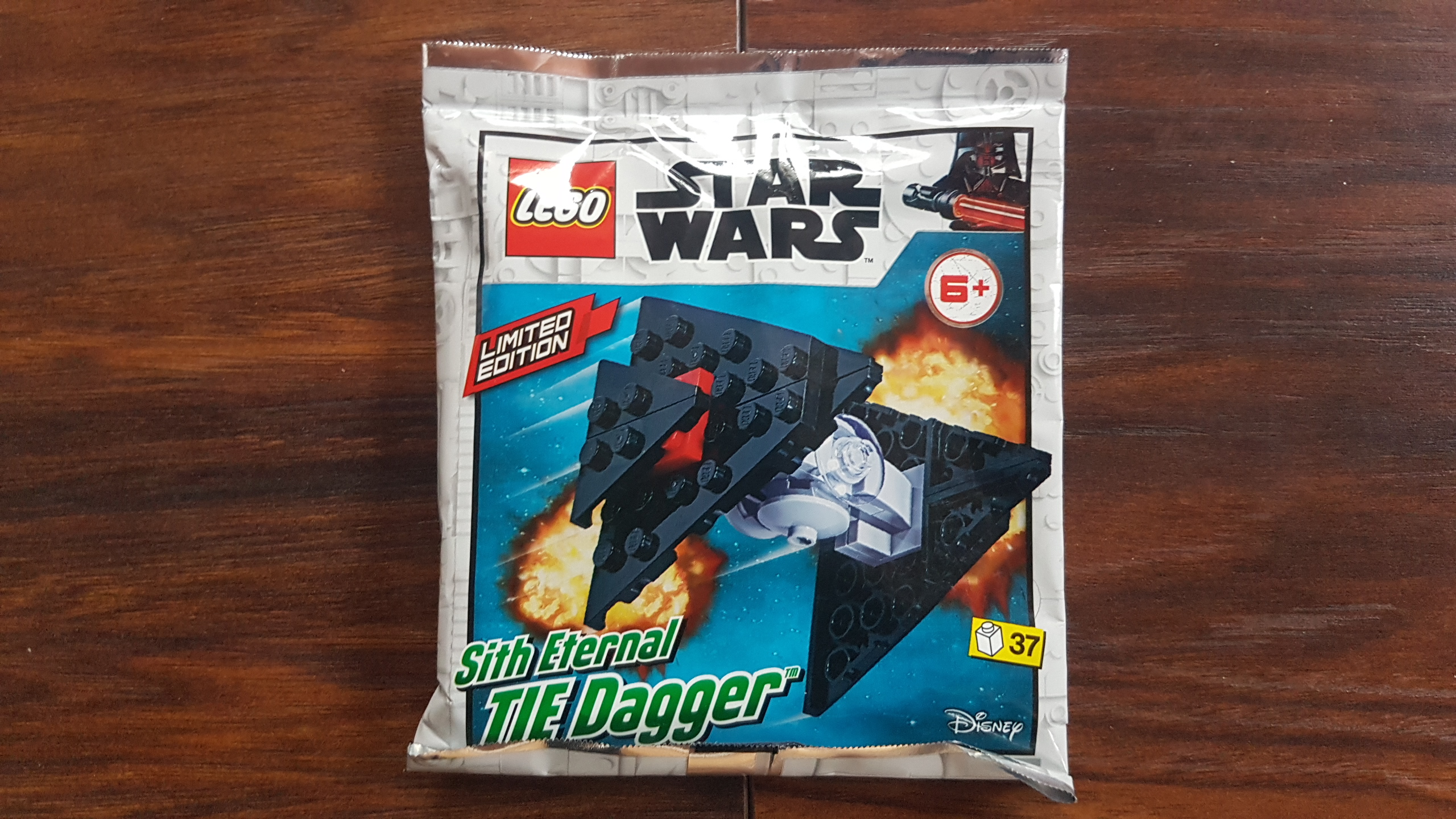 912064_sith_eternal_tie_dagger_foil_pack.jpg
