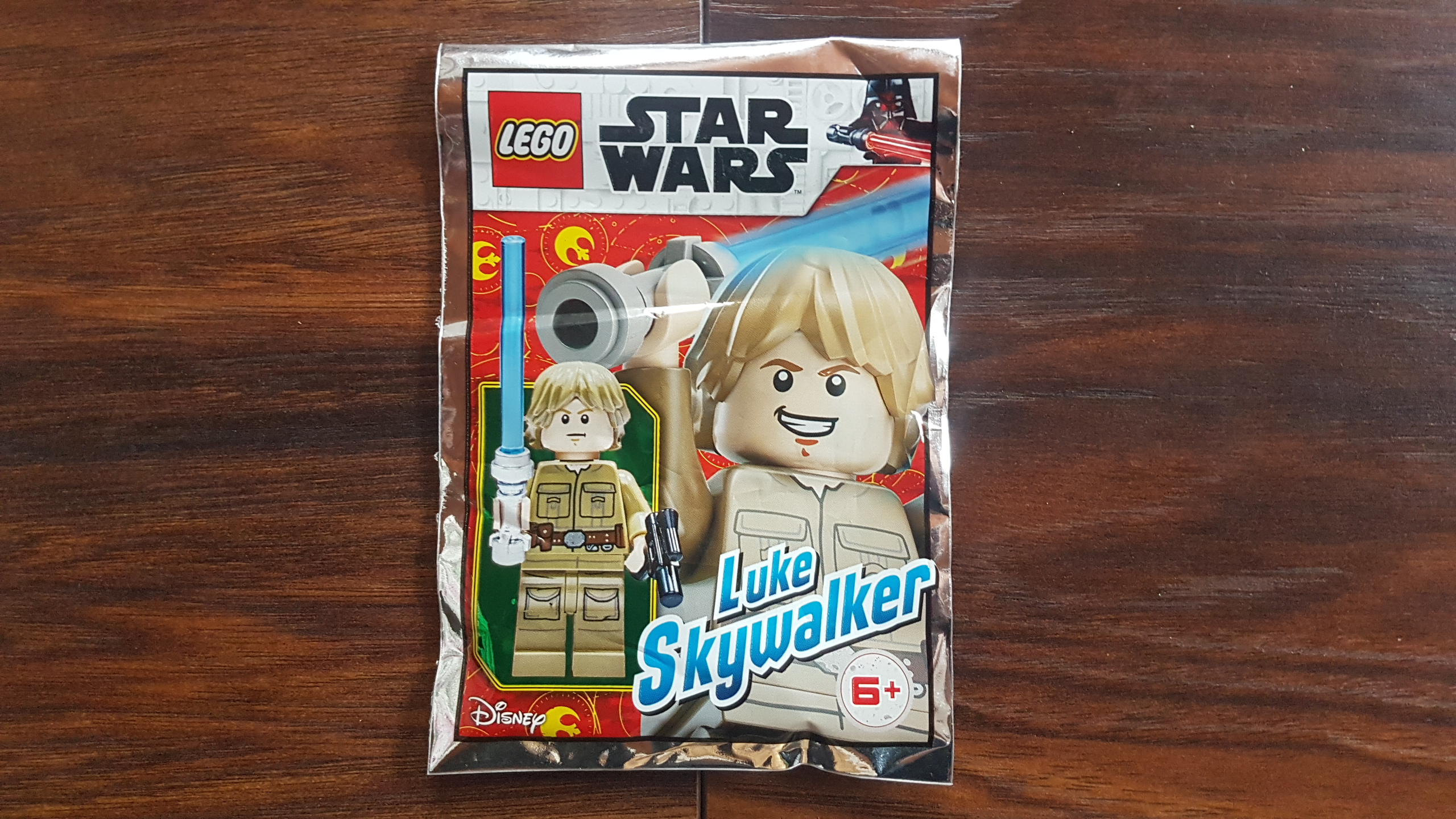 912065_luke_skywalker_foil_pack.jpg