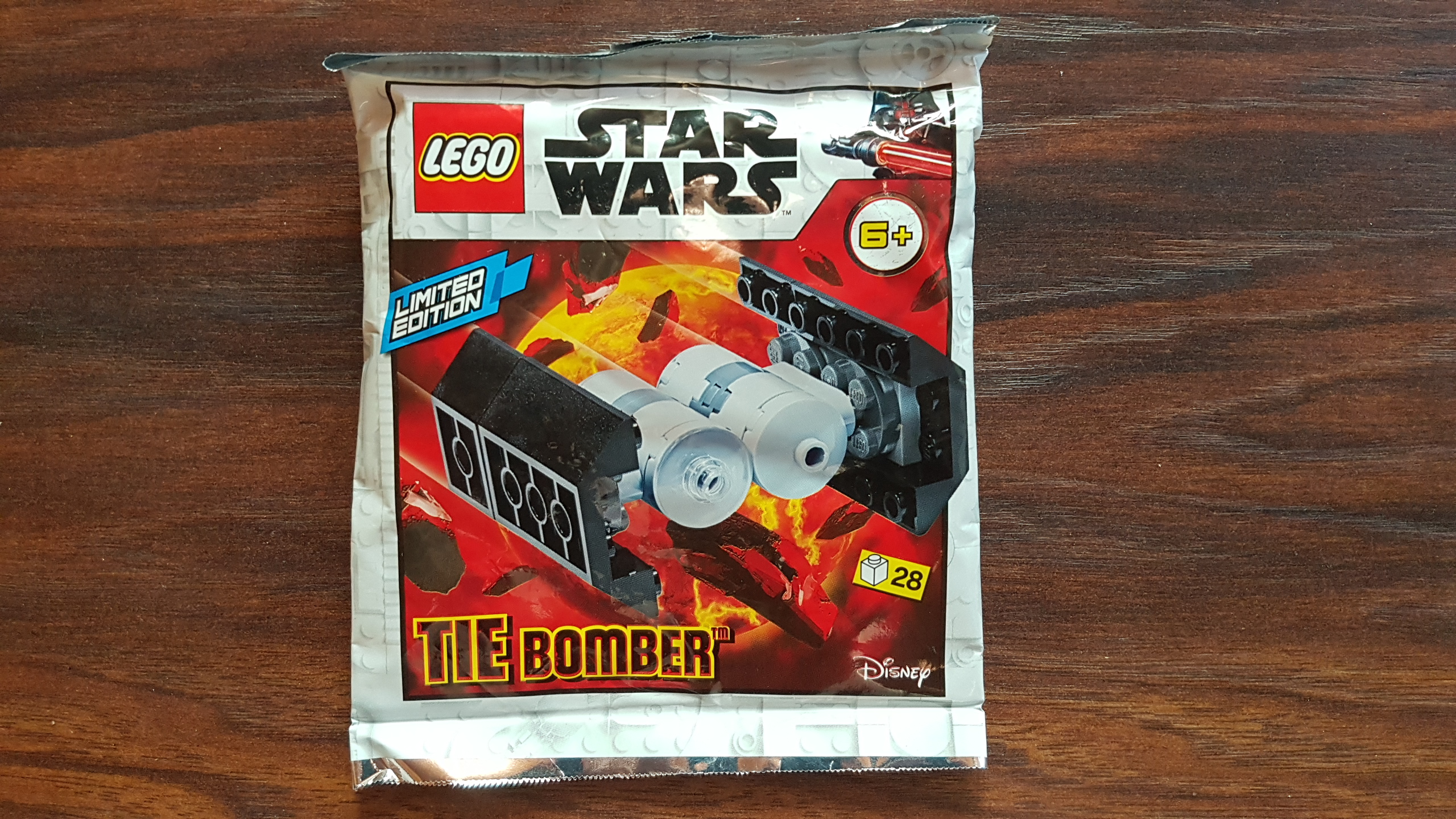 912171_imperial_tie_bomber_foil_pack.jpg