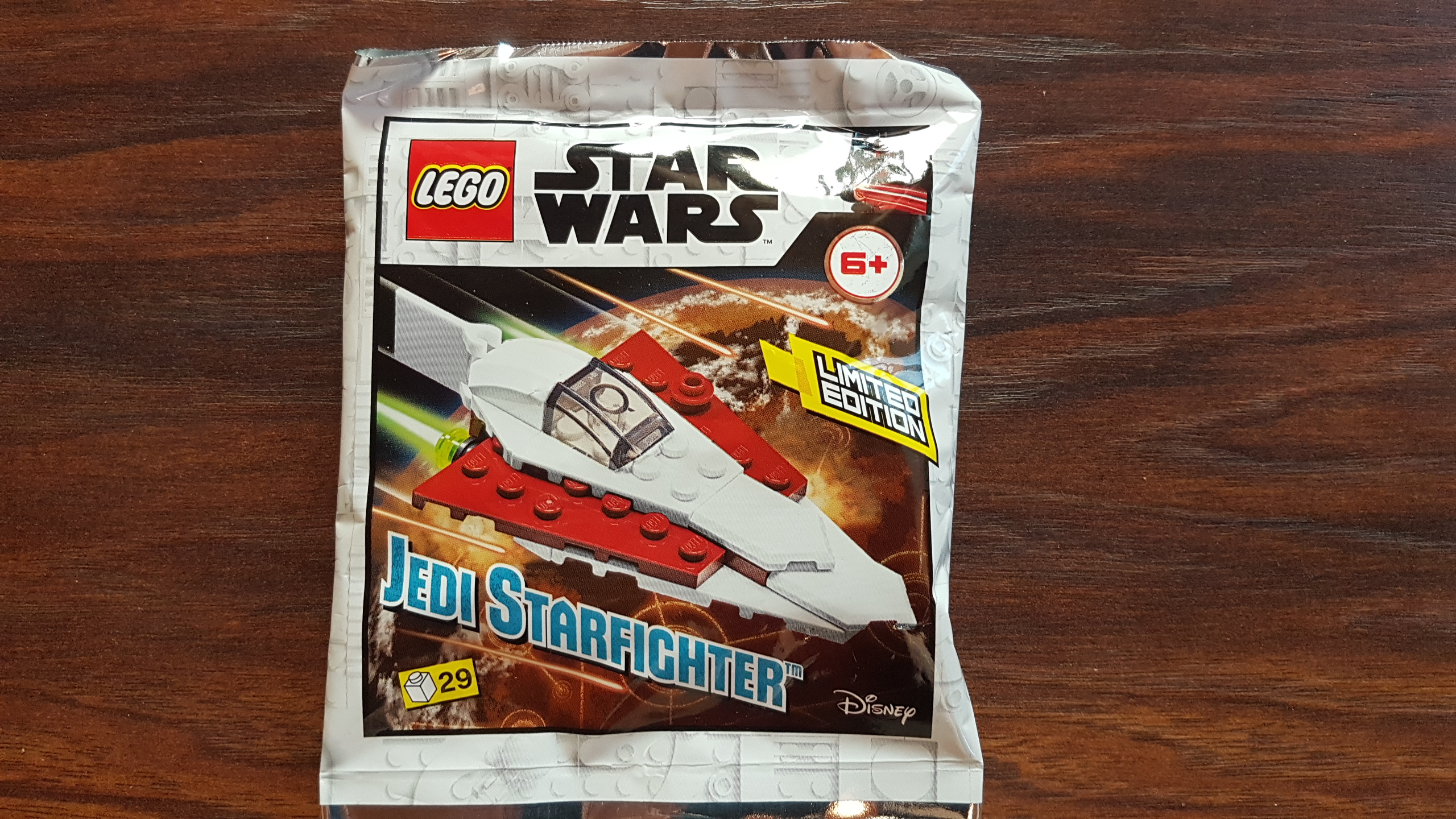 912172_jedi_starfighter_foil_pack.jpg