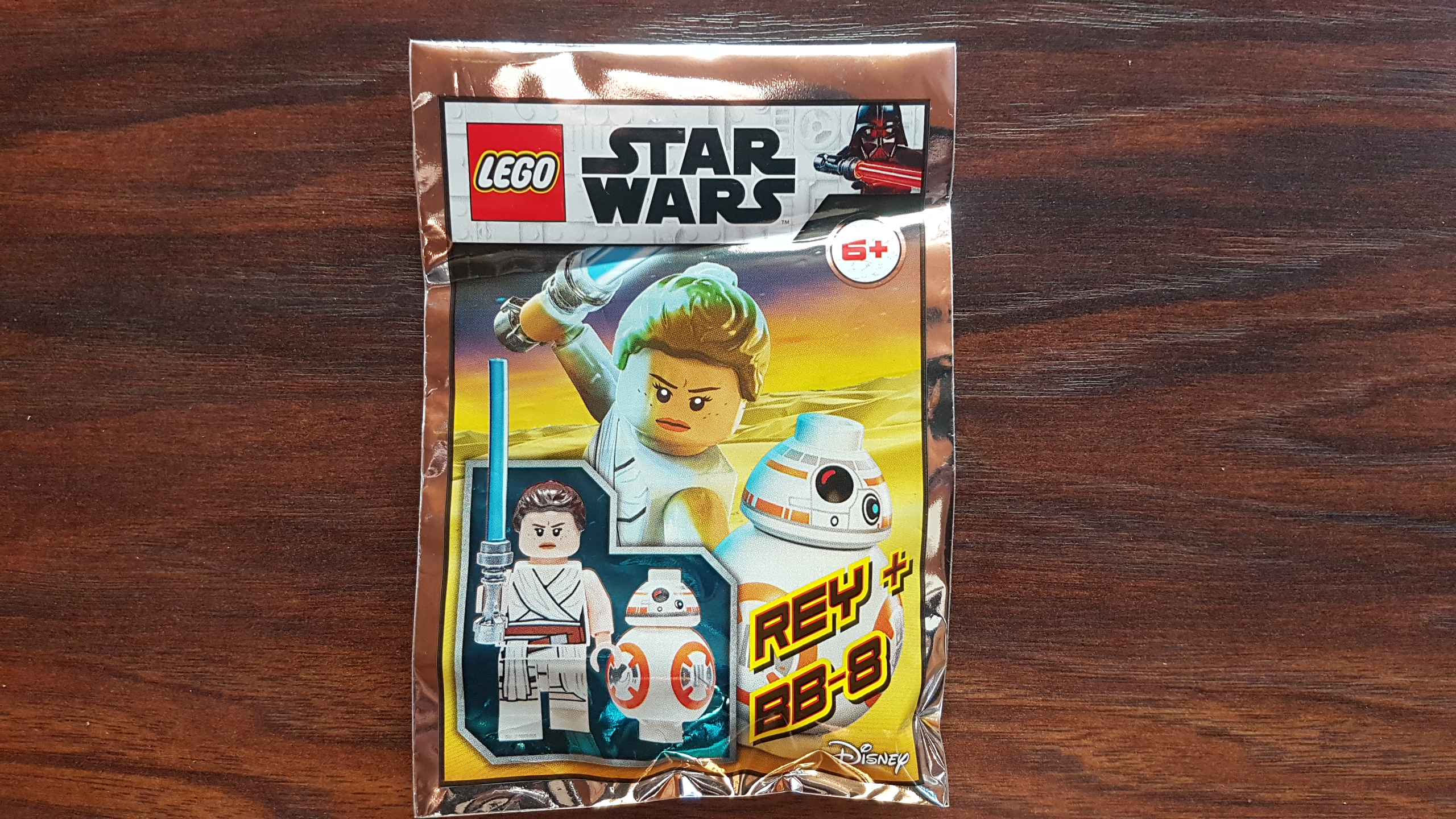 912173_rey_and_bb-8_foil_pack.jpg