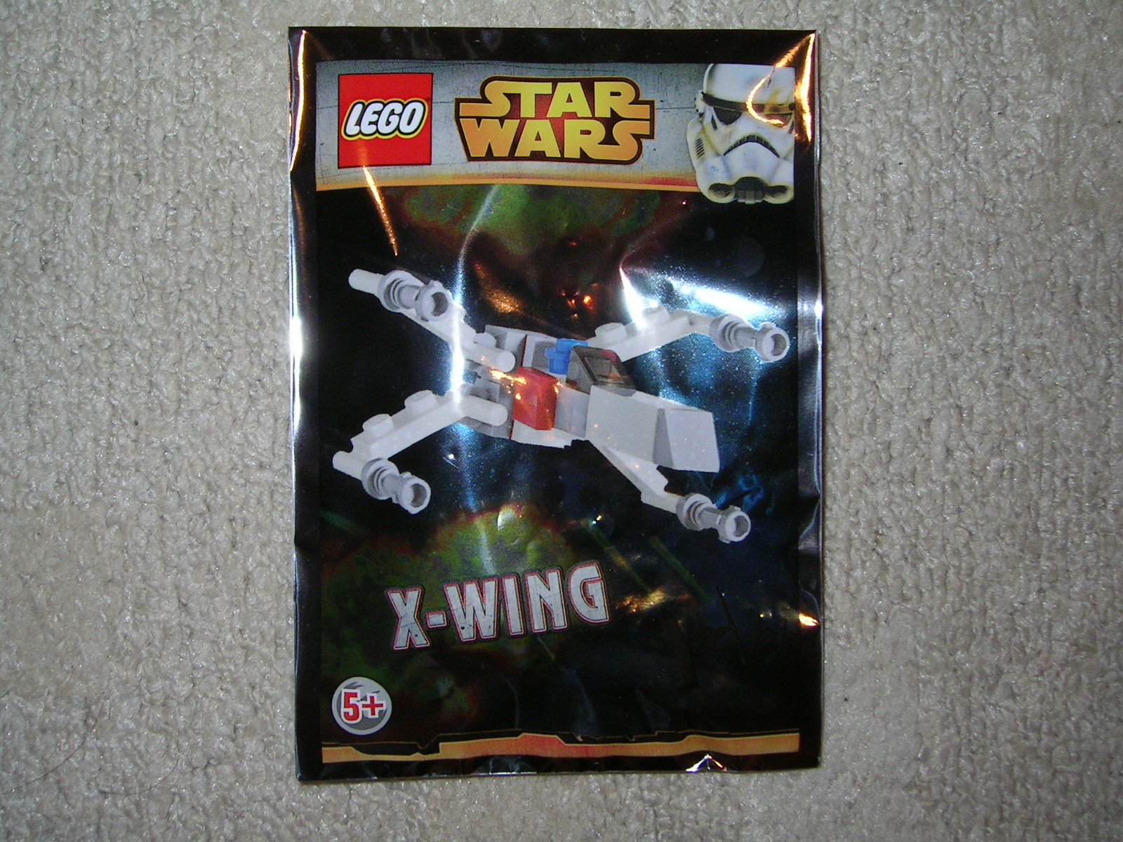 swmagpromo_x-wing_micro_foil_pack.jpg