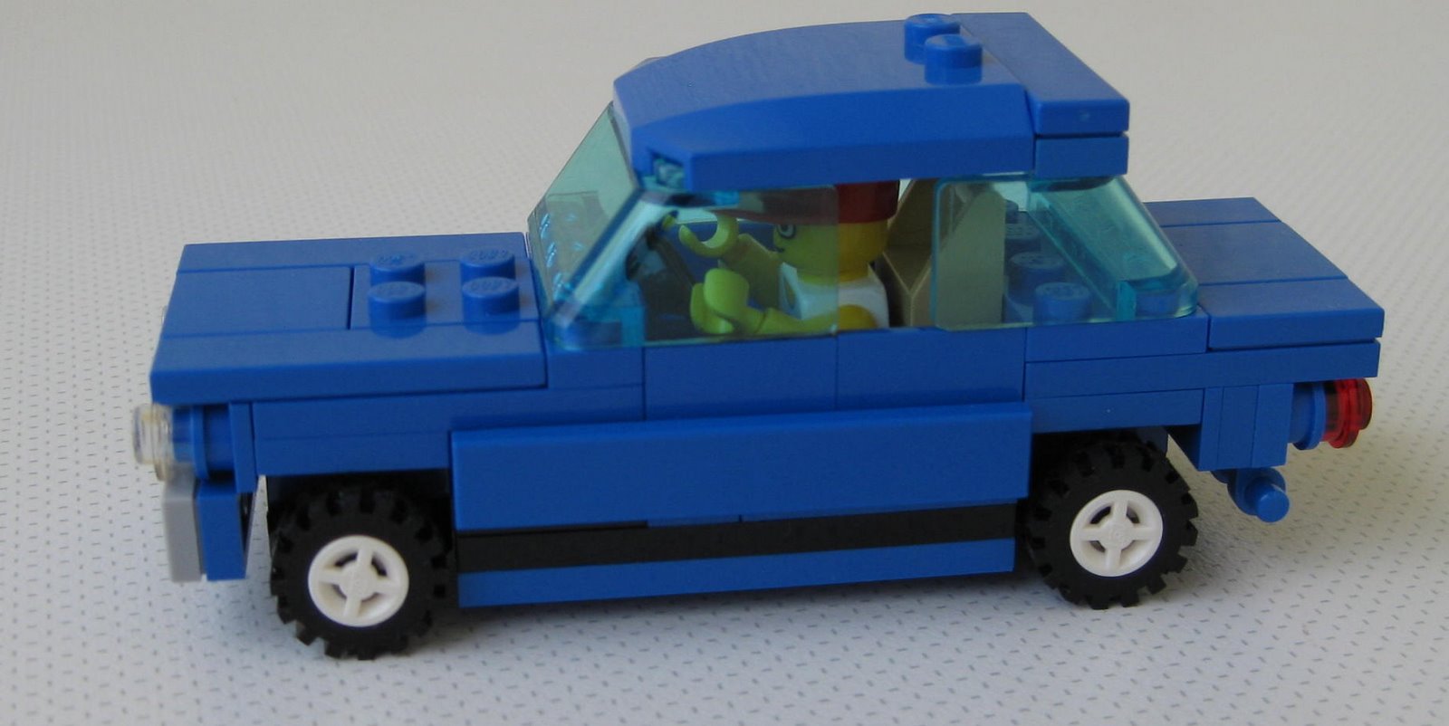 bluecars_10.jpg