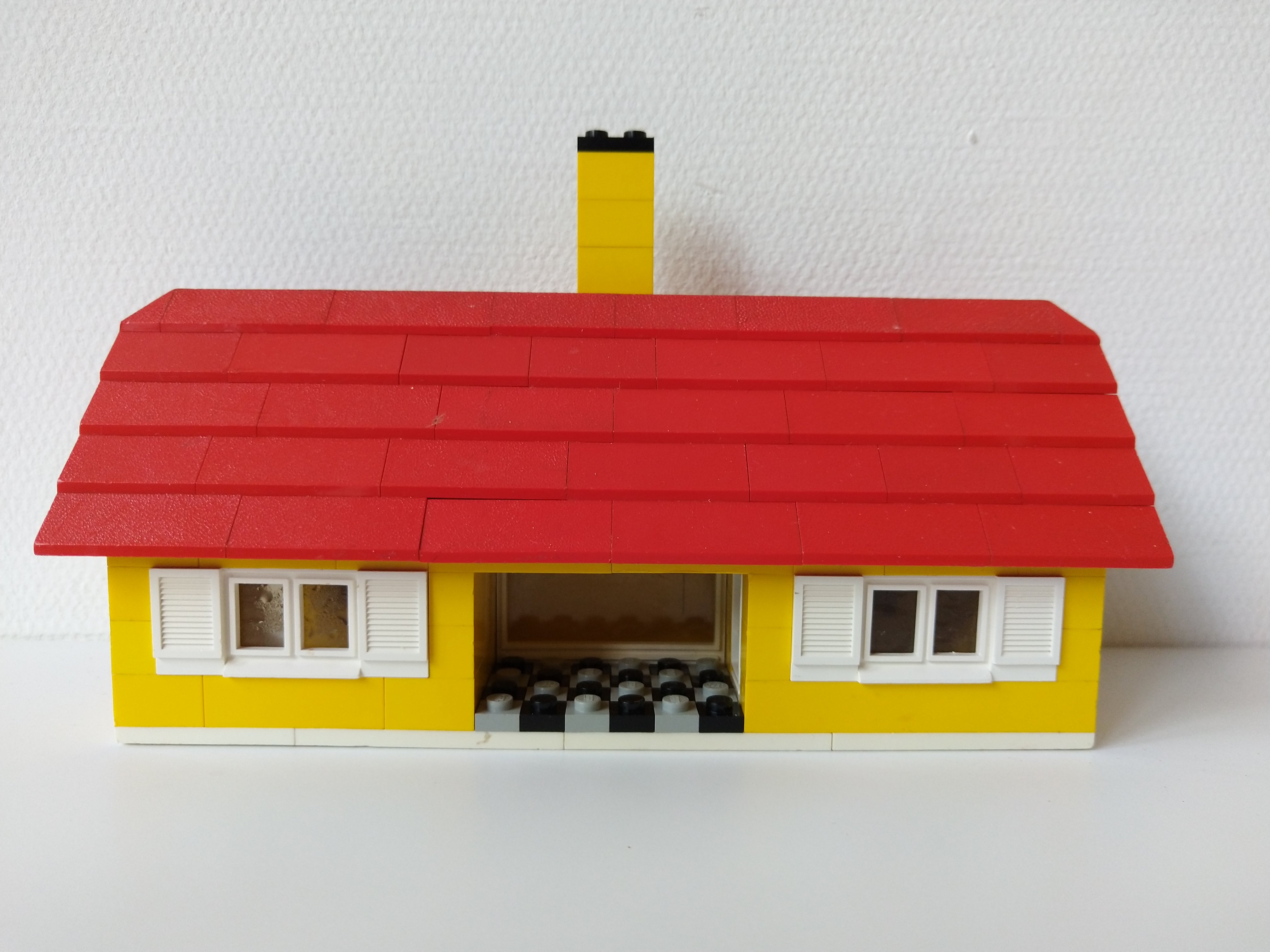 small_bungalow_-_front.jpg