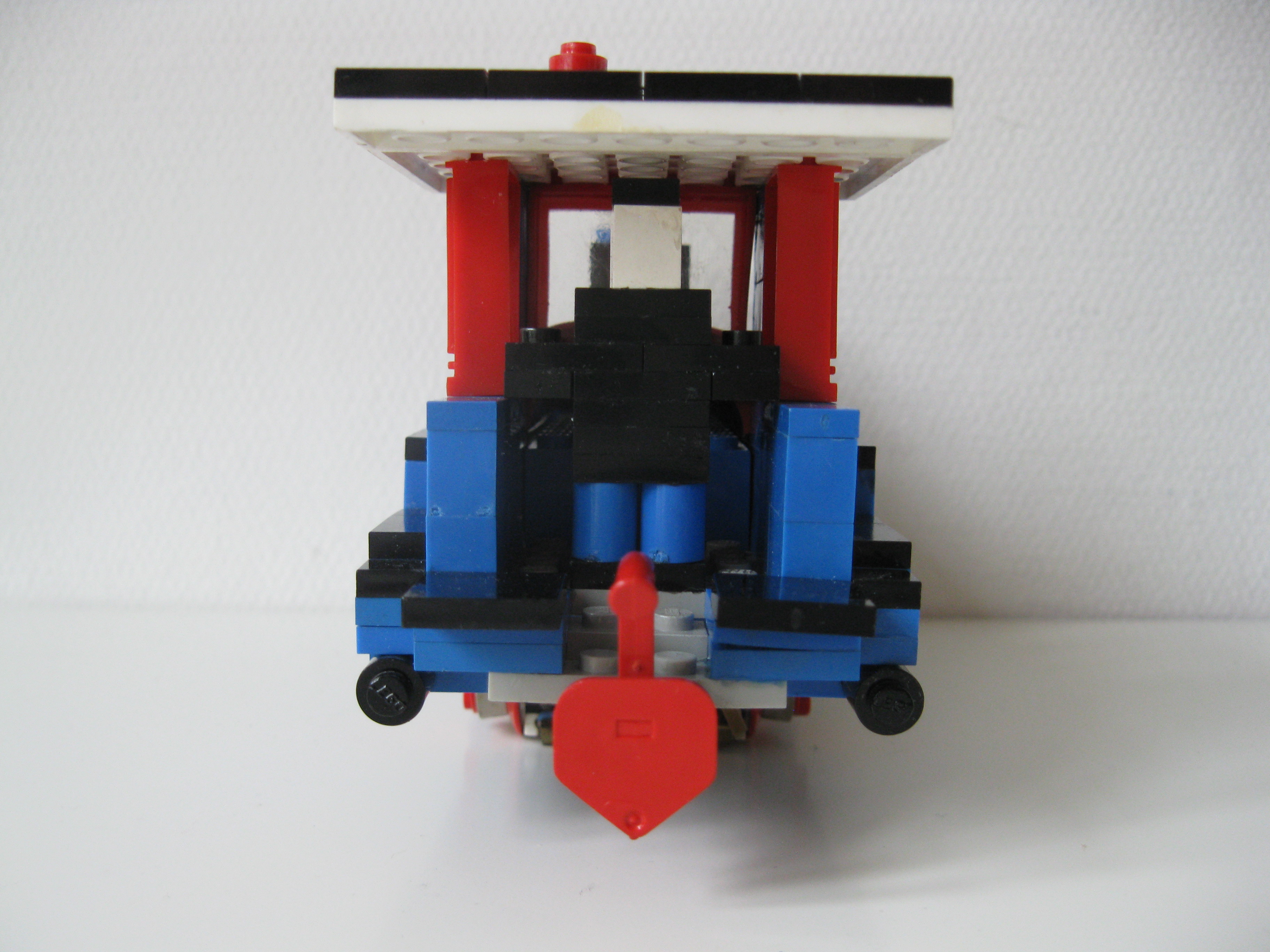 steam_locomotive_set_-_loc_-_back.jpg