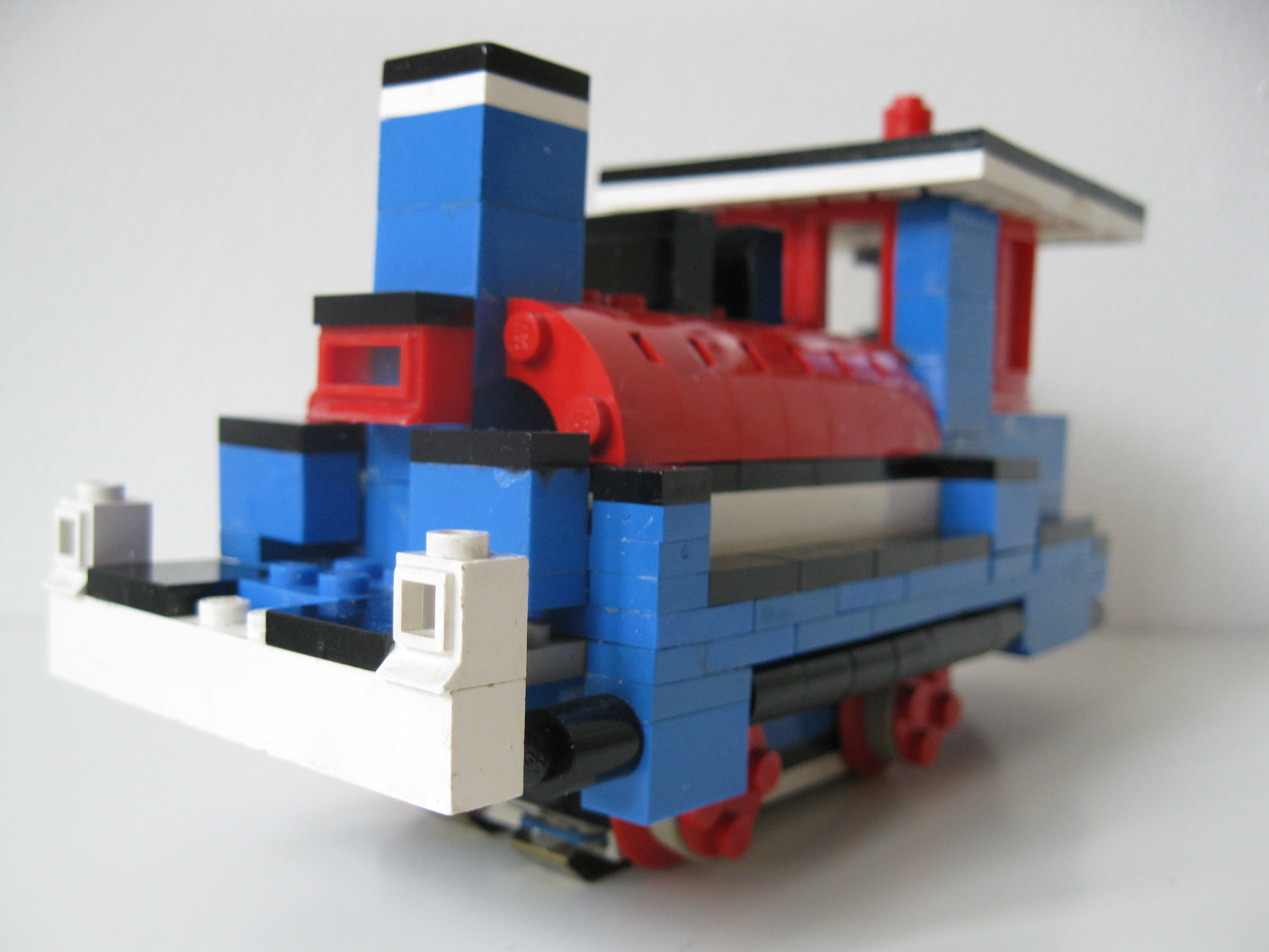 steam_locomotive_set_-_loc_front.jpg