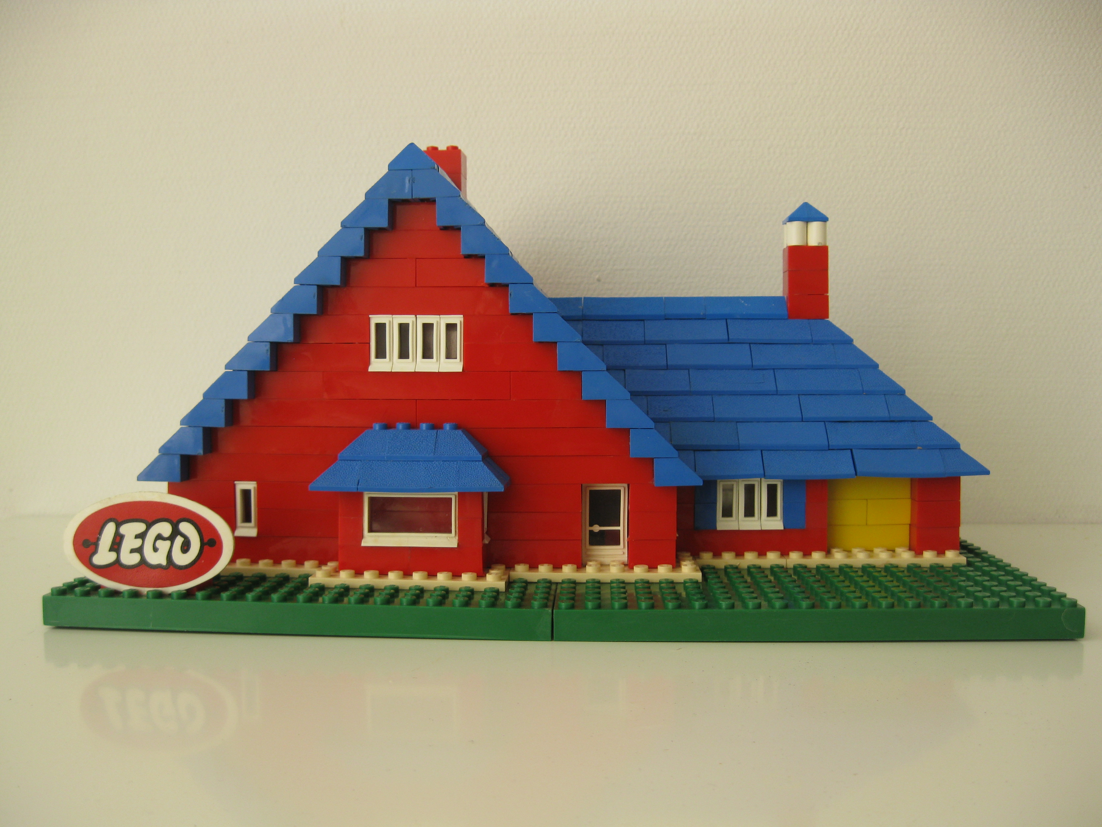1958_bungalow_-_front.jpg